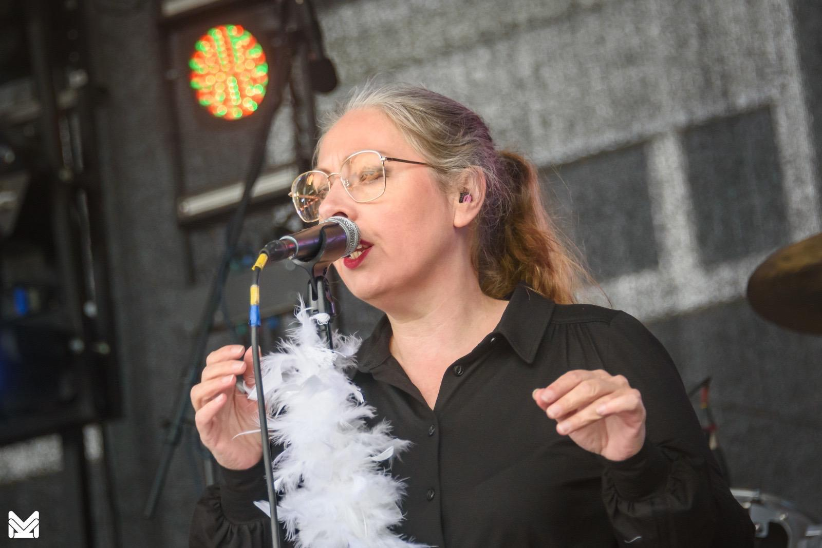 Cindy, zangeres van GoodTimes